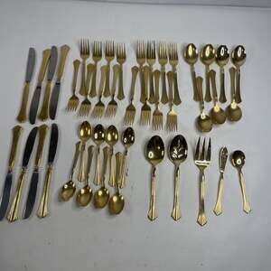 44 Pc Cambridge Stainless Korea Gold Tracy Flatwear Lot.